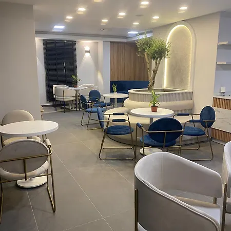 Rosella Royal - روزيلا رويال