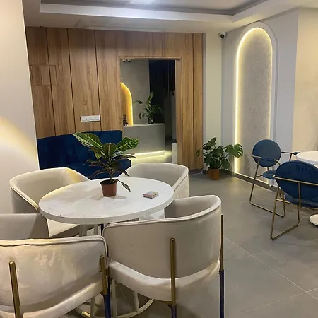 Rosella Royal - روزيلا رويال Lejlighedshotel Trabzon