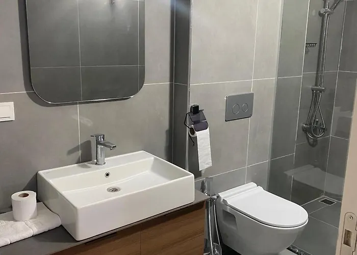 Rosella Royal - روزيلا رويال טראבזון